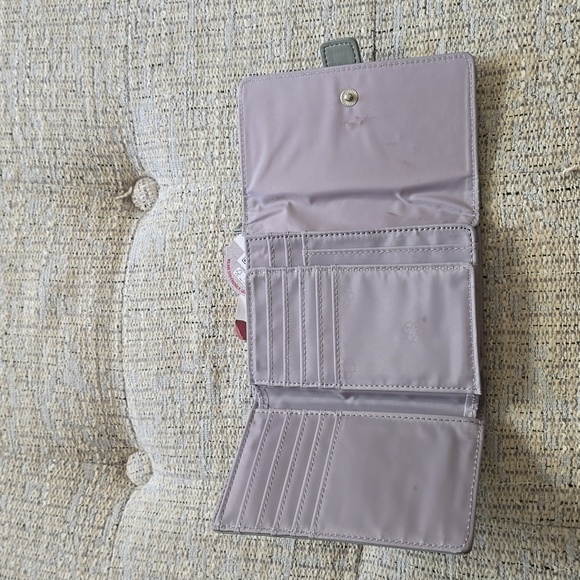 MUNDI BRAND WOMEN'S GRAY WALLET WITH RFID PROTECTION - Picture 5 of 16